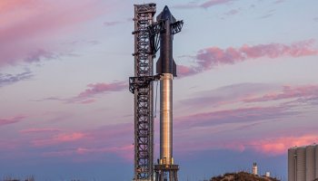 The Starship is returned to the launch pad ahead of its first orbital test flight by SpaceX