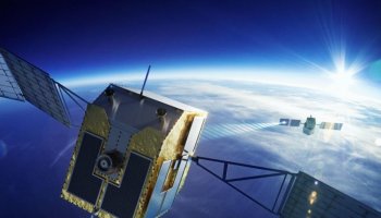 Satellite debris will be eliminated in space using a laser beam developed by Japan