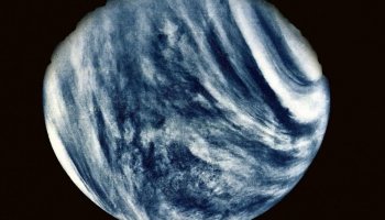 Venus should be visited by humans for five reasons