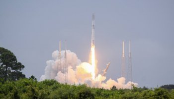 A record-tying 31st launch for SpaceX has deployed 53 more Starlink satellites