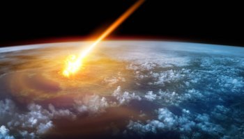 The US is frightened by the explosion of a meteor that enters Earth over the country